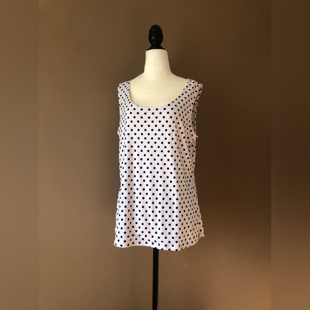 Sleeveless polka dot top